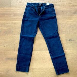 Banana Republic Sloan Jeans. Size 4. Excellent condition